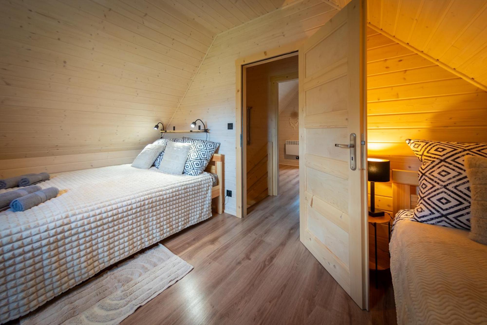 Ferienhaus U Sosny - Nowoczesne Na Wylacznosc, Spokojna Okolica Blisko Lasu I Szlaku, 1,2 Km Od Centrum Brennej Brenna