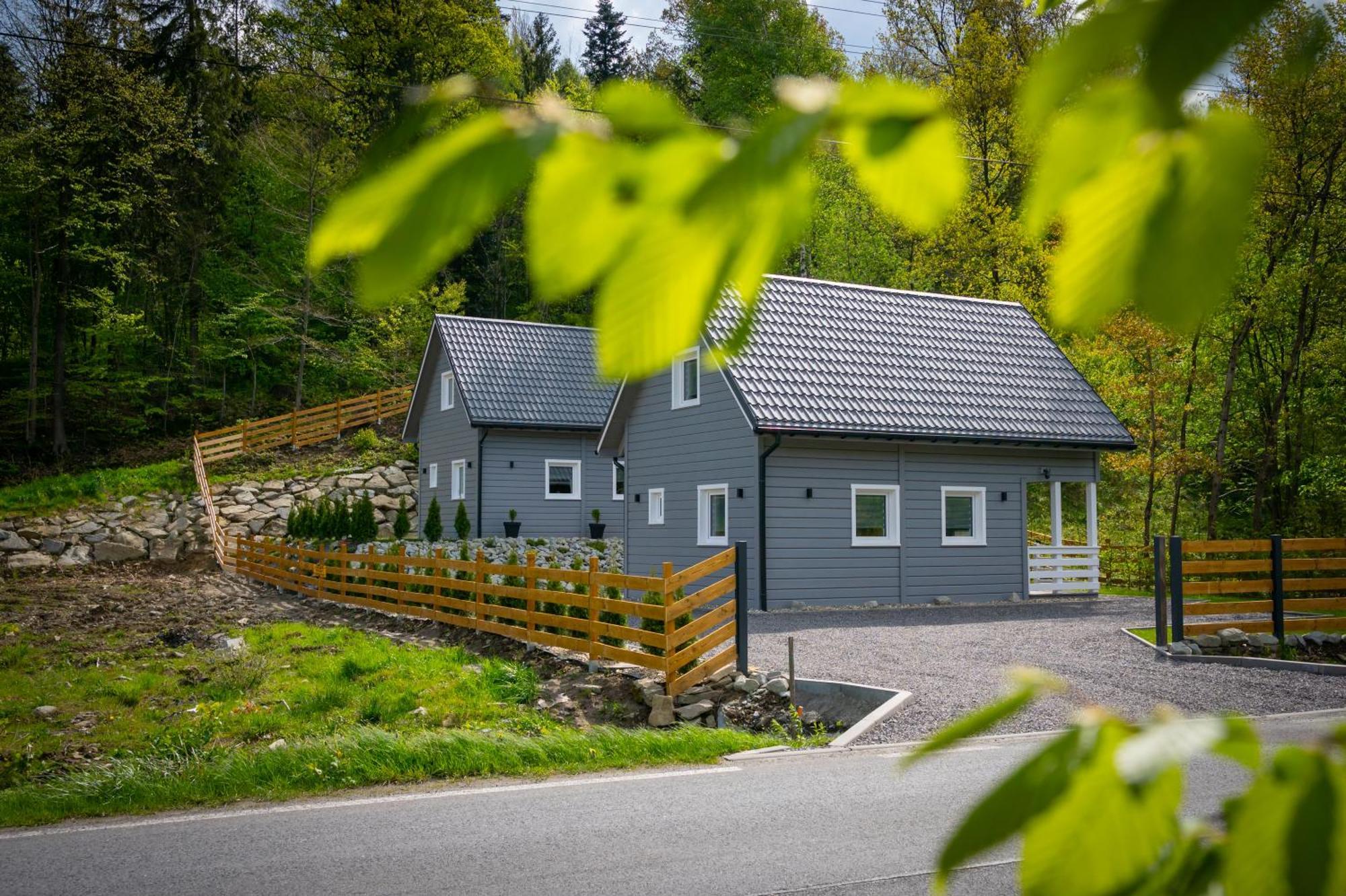 Ferienhaus U Sosny - Nowoczesne Na Wylacznosc, Spokojna Okolica Blisko Lasu I Szlaku, 1,2 Km Od Centrum Brennej *